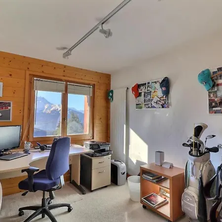 With Terrace 4 Bedrooms Apartment